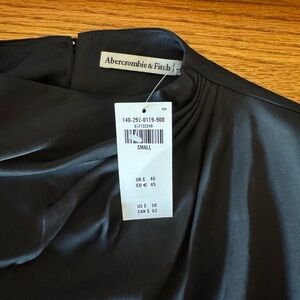 Abercrombie & Fitch Black Sleeveless Blouse